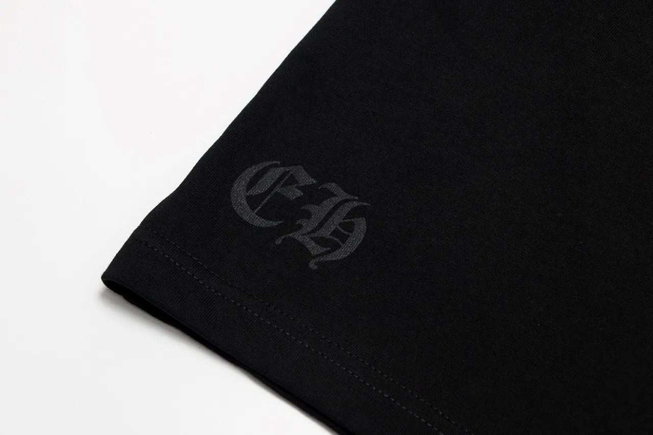 P150 Chrome Hearts Chrome Hearts Sanskrit Cross Armband Short Sleeve Size: SMLXL Color: Black